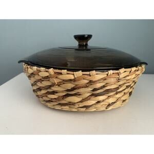 Anchor Hocking 437 Oven Proof 1-1/2 Qt Brown Baking Casserole Dish Lid & Basket